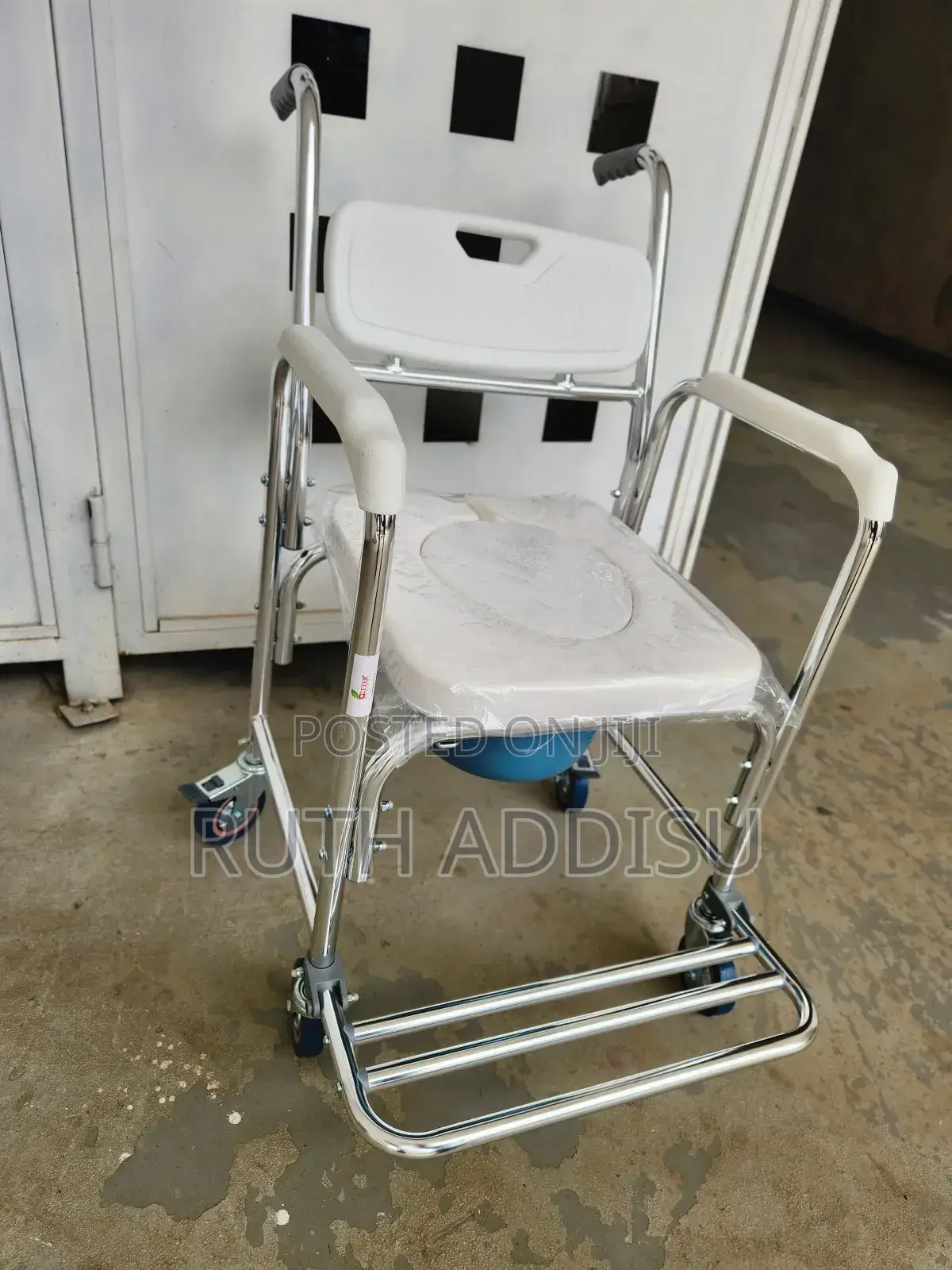 Commode Wheelchair𧙕了commode Wheelchair筆名wheelchair Poty New