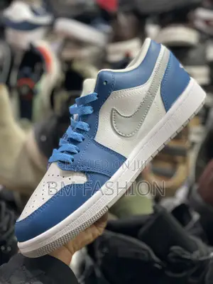 Low Dunk Jordan 1 Blue X White Trendy Stylish Footwear