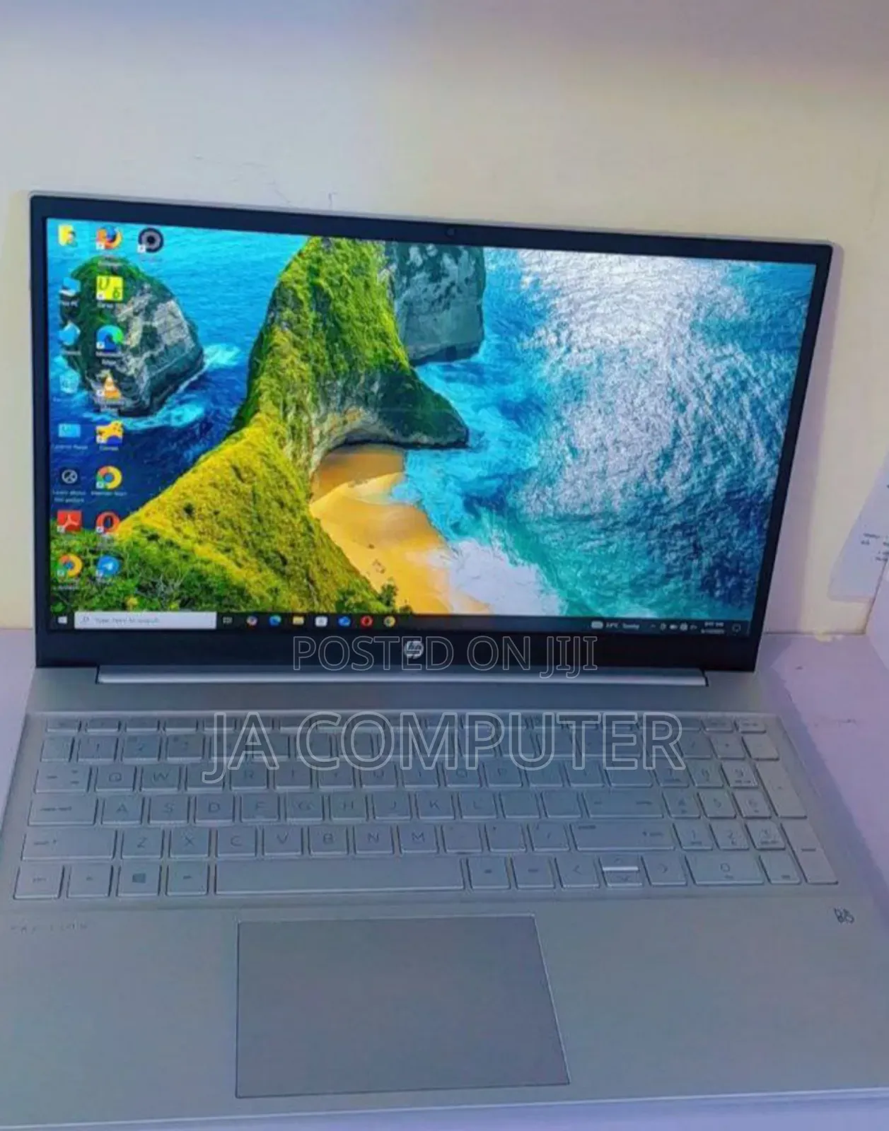New Laptop HP Pavilion 15 8GB Intel Core I5 SSD 512GB