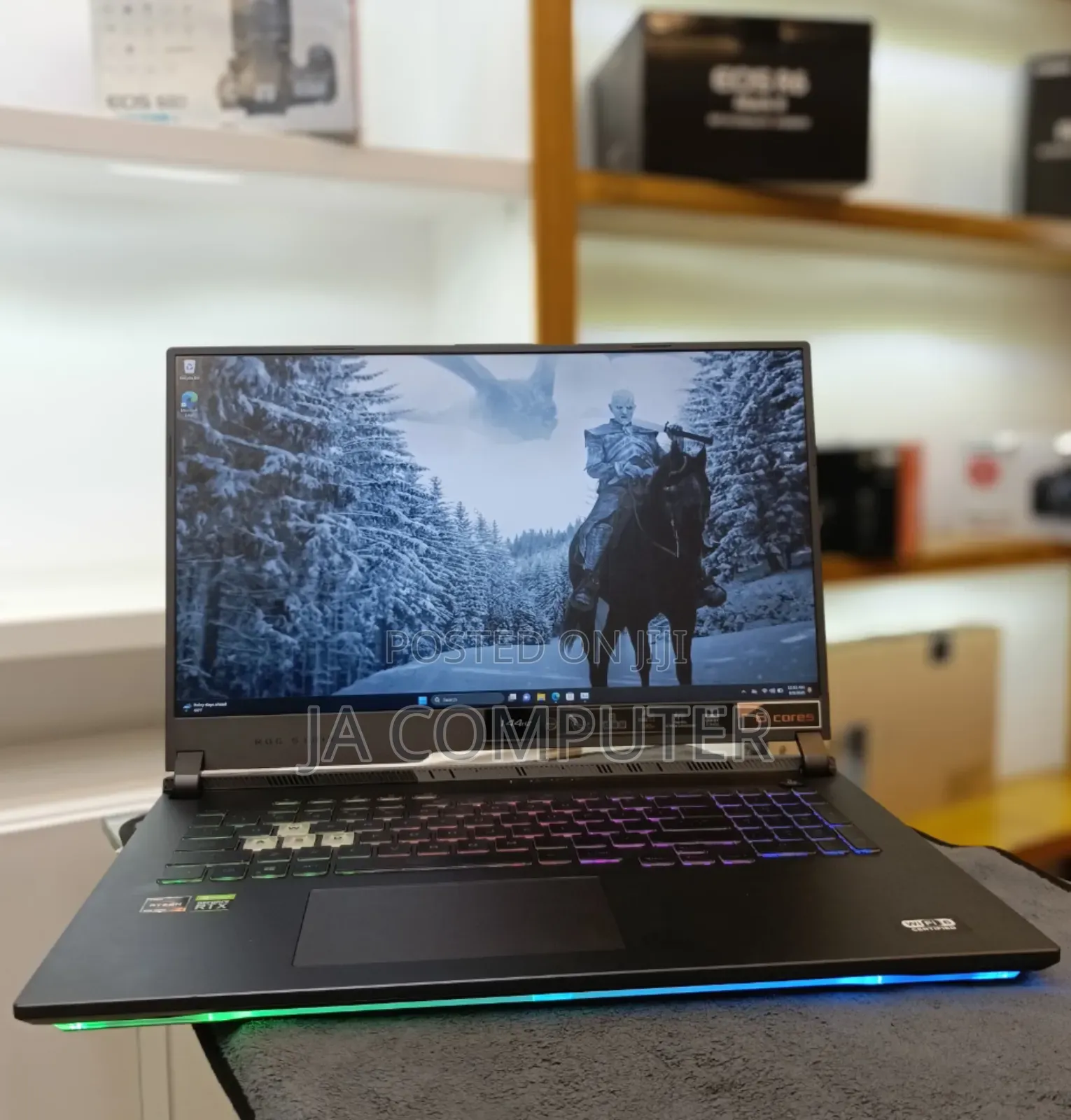New Laptop Asus ROG Strix G17 16GB AMD Ryzen 7 SSD 1T