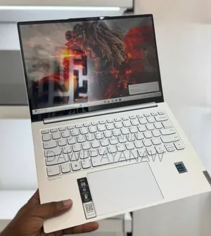 New Laptop Lenovo Yoga 7i 16GB Intel Core I7 SSD 512GB