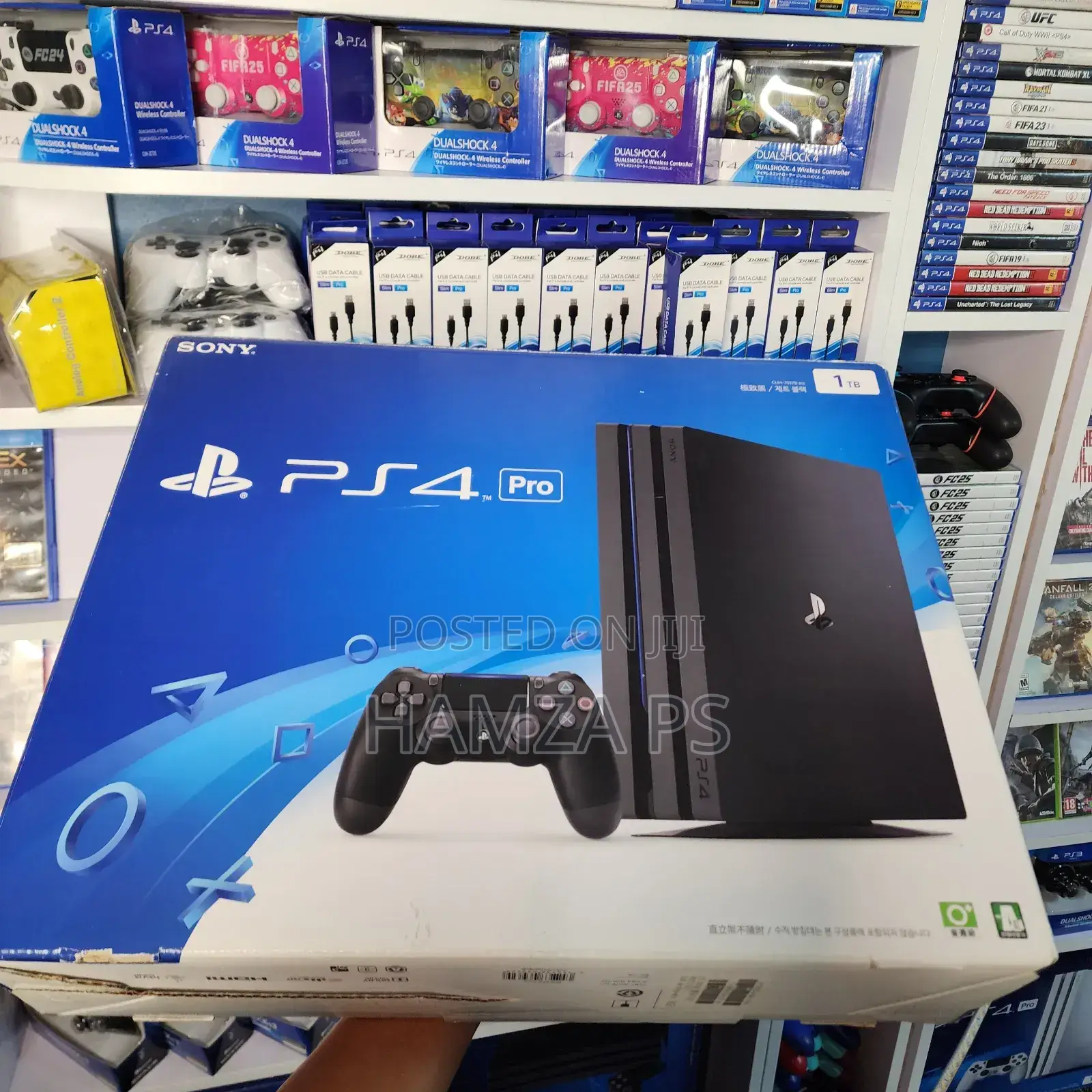 New Ps4 Pro and 2 Joystick