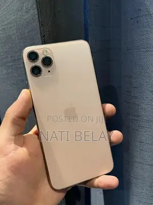 New Apple iPhone 11 Pro Max 64 GB Gold