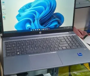 New Laptop HP Pavilion 15 8GB Intel Core I7 SSD 512GB