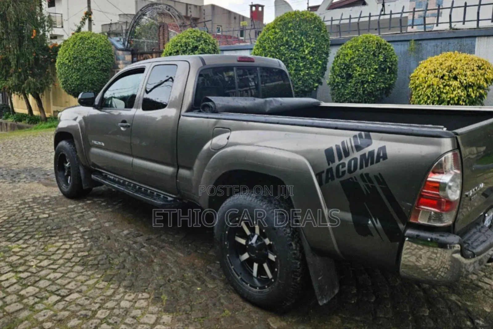 Toyota Tacoma 2012 Beige