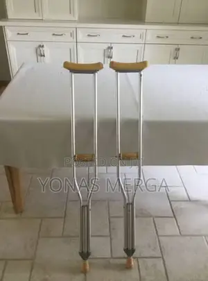 2pices of Adjustable Axillary Crutch弊圾crutches#"Kranch嵊旮crutches፩πክራንች