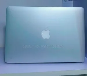 New Laptop Apple MacBook Air 2013 4GB Intel Core I5 SSD 128GB