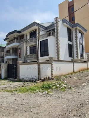 Furnished 5bdrm House in ሀያት, Bole for sale