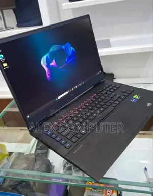 New Laptop HP Omen 17 32GB Intel Core I9 SSD 2T