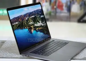 New Laptop Apple MacBook Pro 2017 16GB Intel Core I7 SSD 512GB