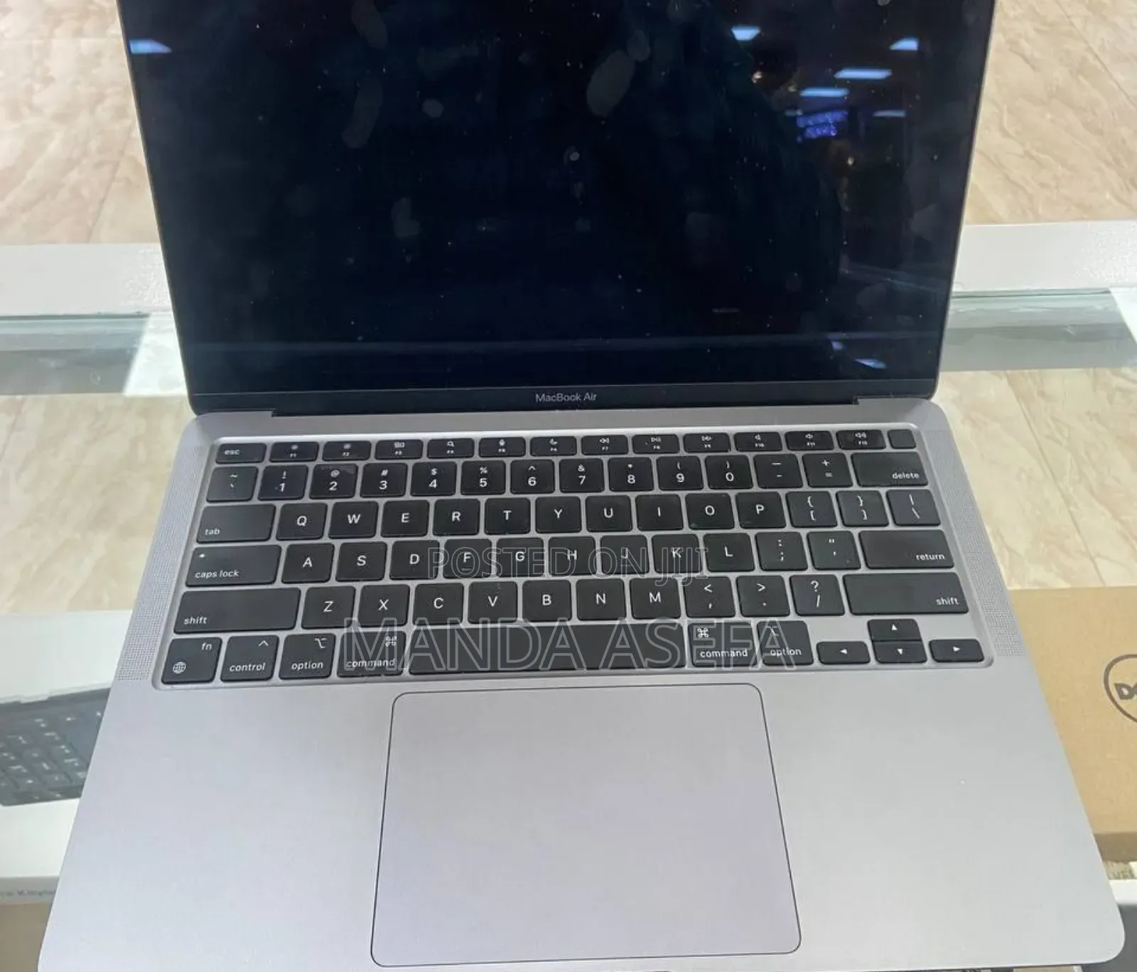 New Laptop Apple MacBook Air 8GB Apple M1 SSD 256GB