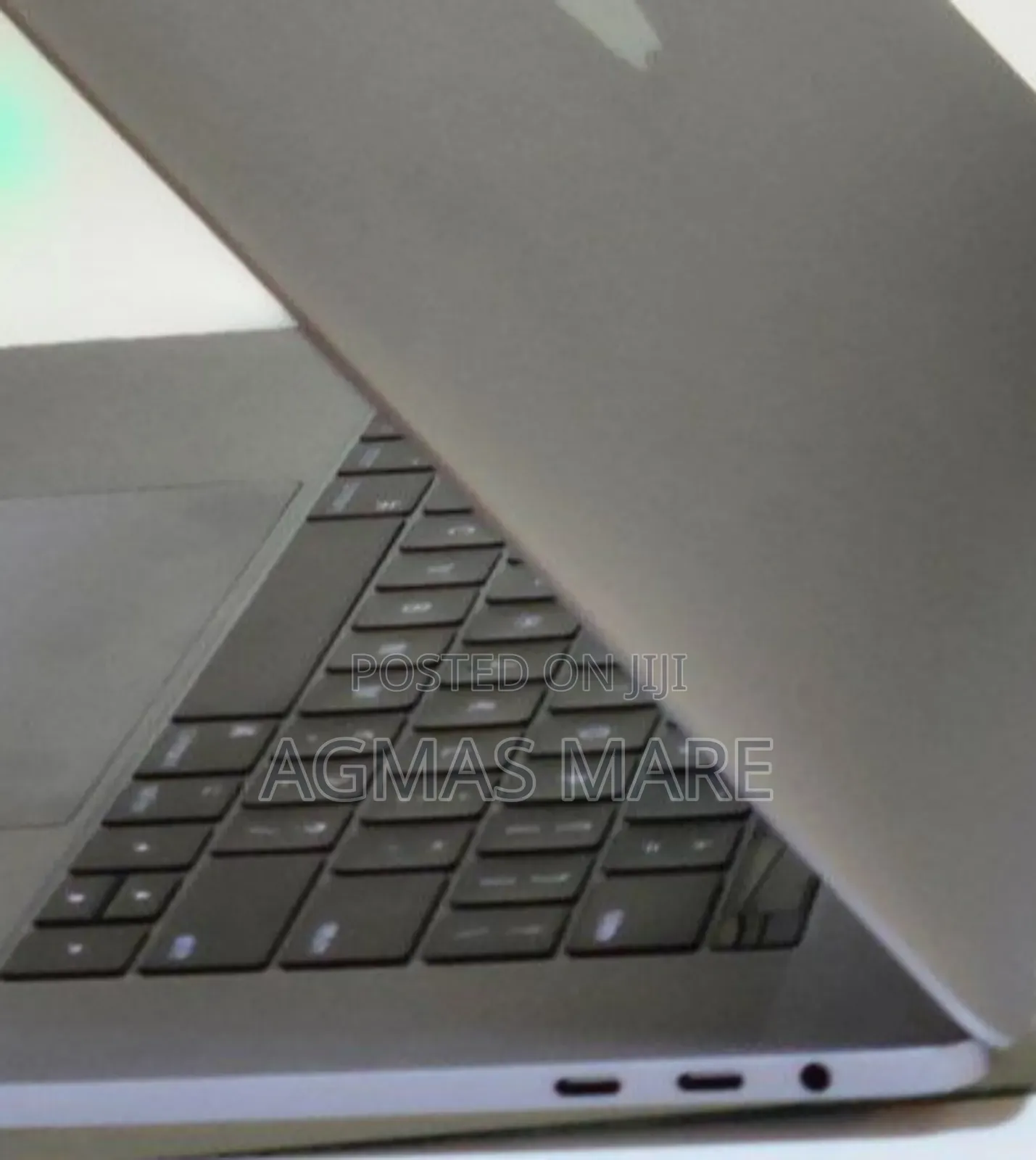 New Laptop Apple MacBook Pro 2017 16GB Intel Core I7 SSD 512GB