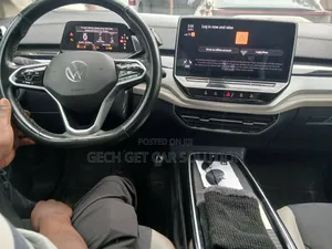 Volkswagen ID.6 2023 White
