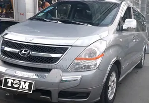Hyundai Starex 2015 Silver