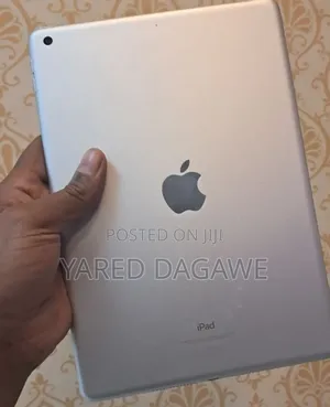 New Apple iPad 10.2 (2019) 64 GB Silver