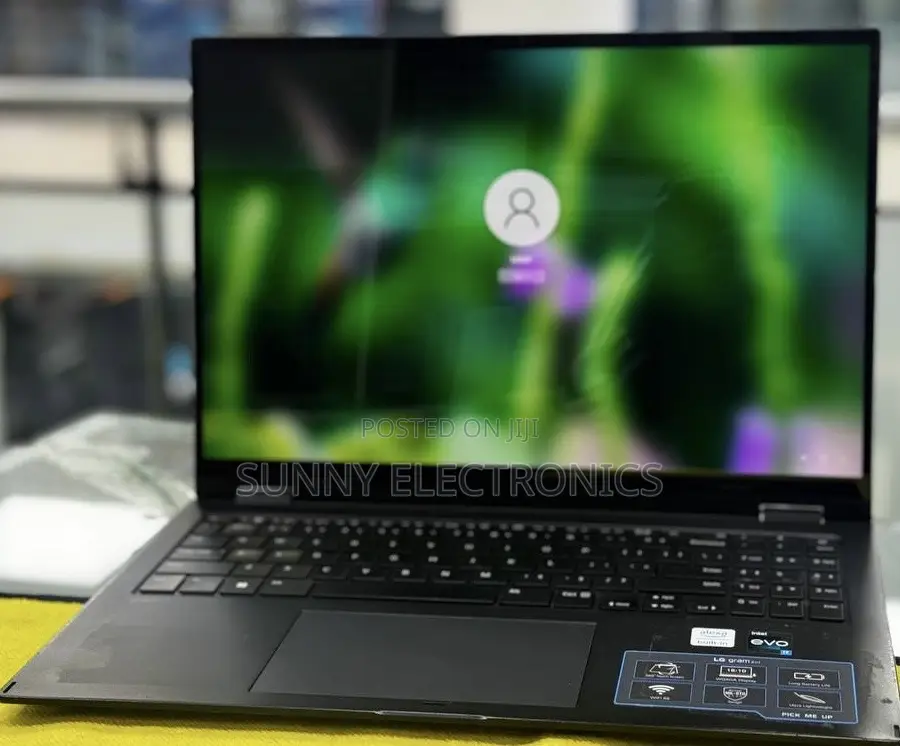 New Laptop LG Gram 15.6 16GB Intel Core I7 SSD 512GB