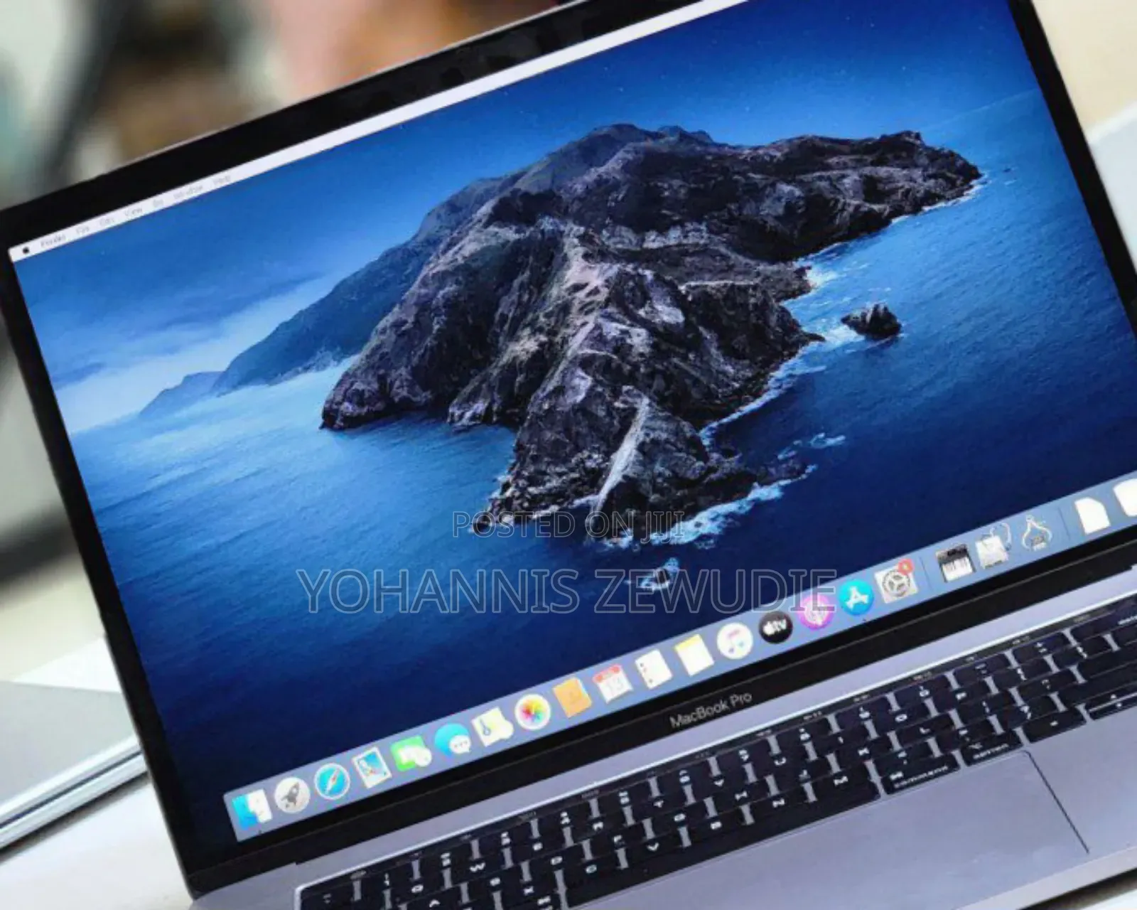 New Laptop Apple MacBook Pro 2019 32GB Intel Core I9 SSD 2T