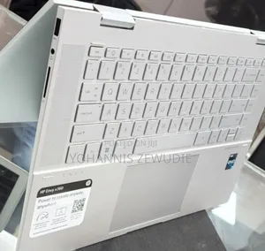 New Laptop HP Envy X360 8GB Intel Core I5 SSD 512GB