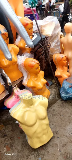 Mannequin Jiji Et