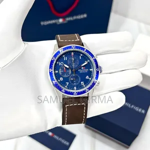 Tommy Hilfiger 
Leather Strap