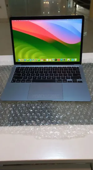 New Laptop Apple MacBook Air 2020 M1 8GB Apple M1 SSD 256GB
