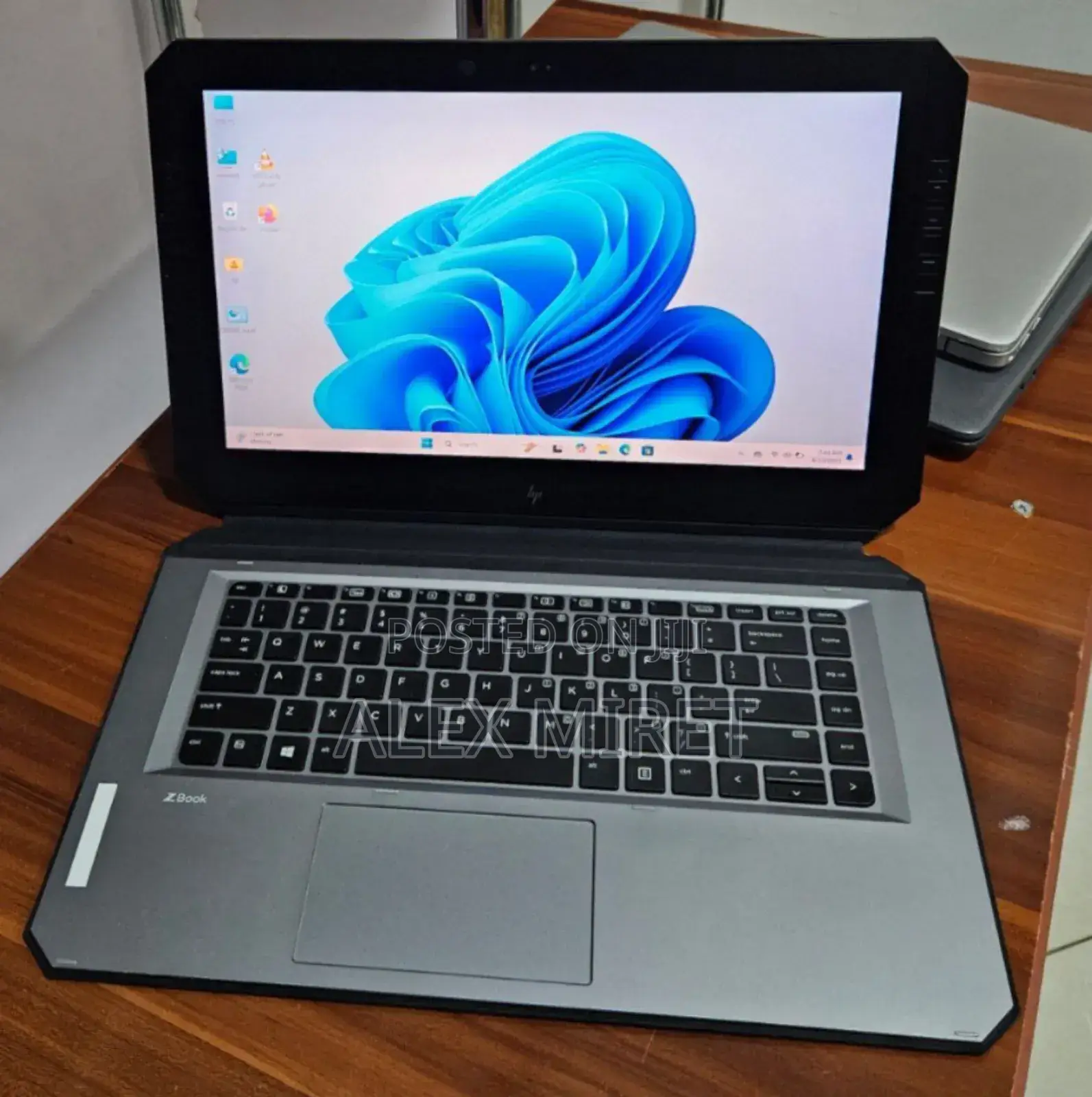 New Laptop HP ZBook X2 32GB Intel Core I7 SSD 512GB