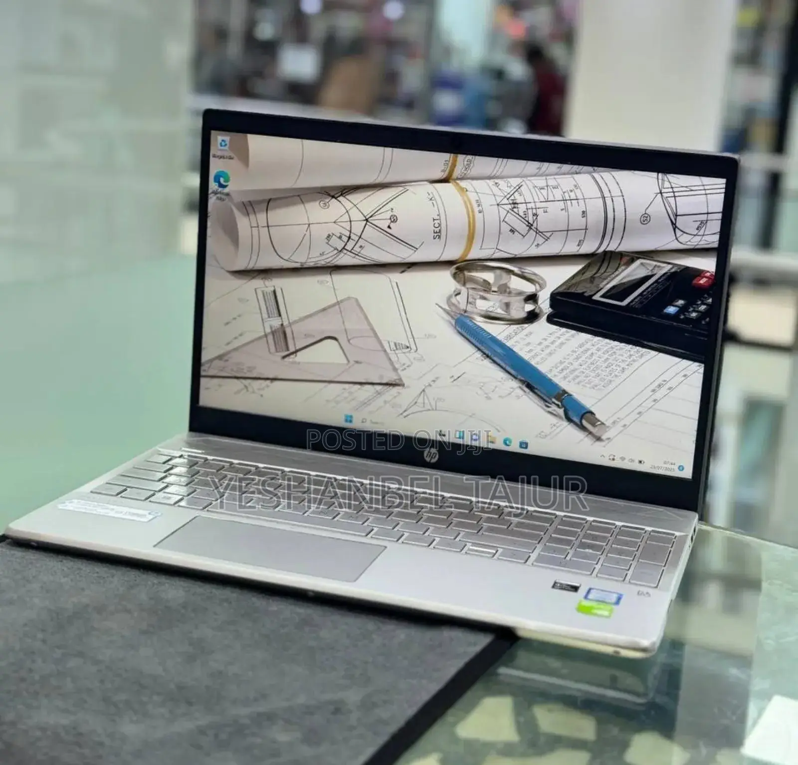 New Laptop HP Pavilion 15 8GB Intel Core i5 SSD 1T