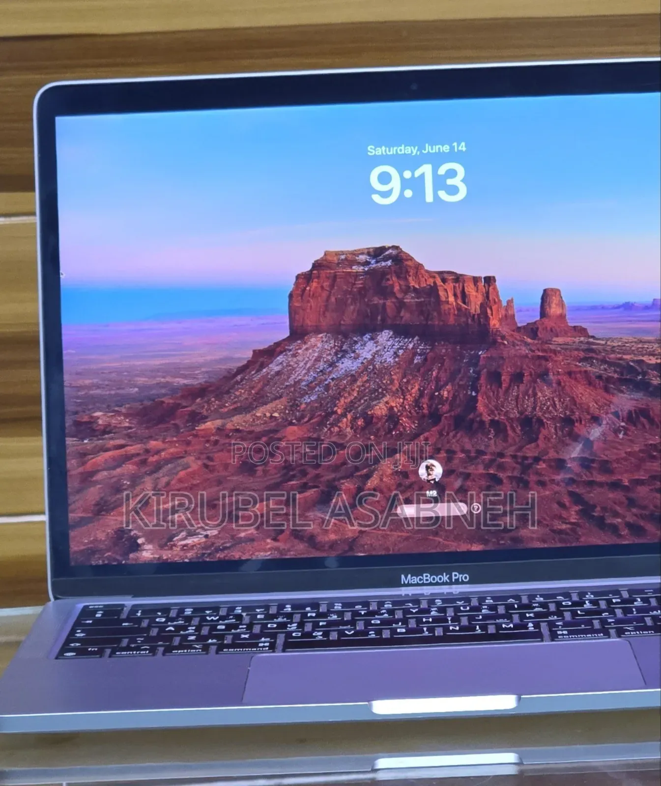 New Laptop Apple MacBook Pro 2023 M2 8GB Apple M2 SSD 256GB