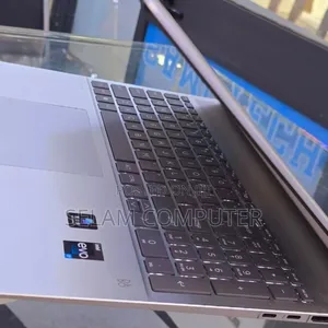 New Laptop HP Pavilion 15 16GB Intel Core I7 SSD 1T