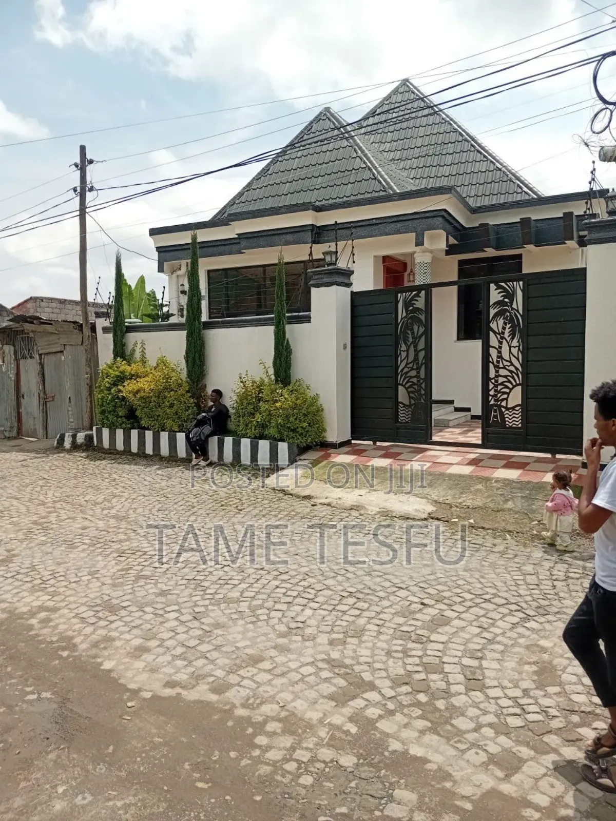 Furnished 3bdrm Villa in Figa, Bole for sale