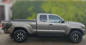 Toyota Tacoma Access Cab Automatic 2012 Gray