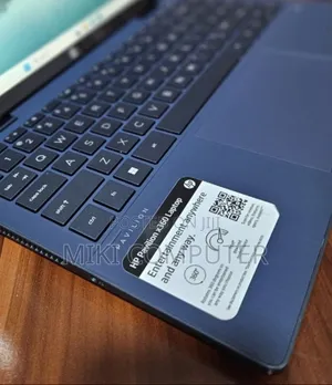 New Laptop HP Pavilion 13 X360 8GB Intel Core I3 SSD 256GB