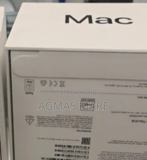 New Laptop Apple MacBook 16GB Apple M4 SSD 256GB