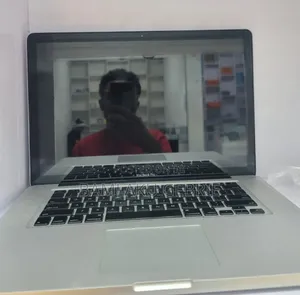 Laptop Apple MacBook Pro 8GB Intel Core 2 Duo SSD 350GB