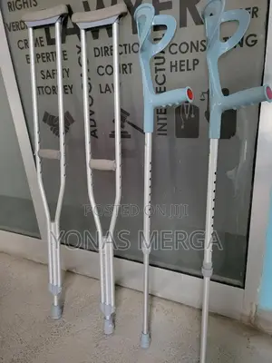 Crutches朔5crutches፭፲elbow Crutches0人crutches#?Crutches☆畛crutches