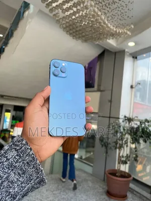 New Apple iPhone 12 Pro Max 256 GB Blue