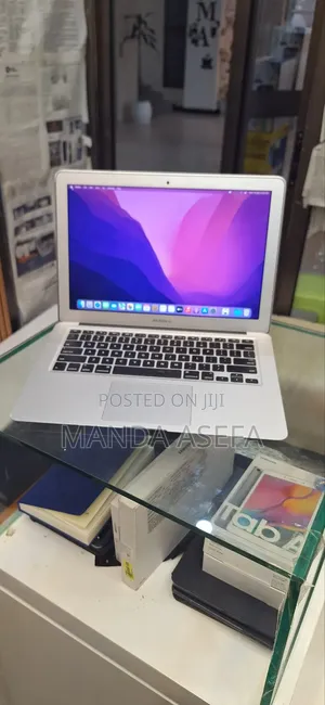 New Laptop Apple MacBook Air 2017 8GB Intel Core I5 SSD 256GB
