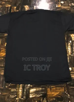 T-Shirt Black Only Xl Available