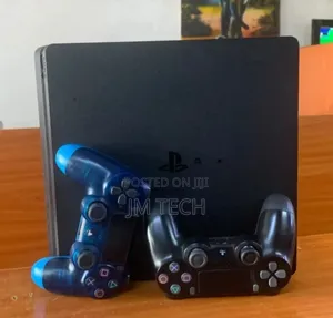 Ps4 Jailbroken 9.00 ጌሞች የተጫነበት