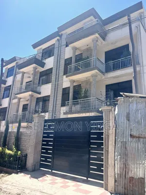 8bdrm Farm House in Adis Ababa, Bole for sale
