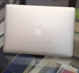 New Laptop Apple MacBook Air 2017 8GB Intel Core I5 SSD 256GB