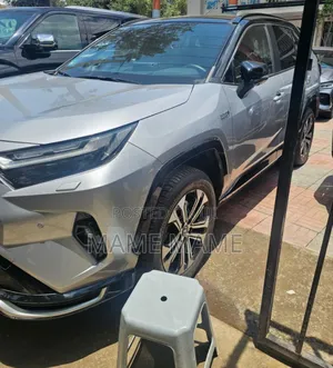 New Toyota RAV4 2024 Silver