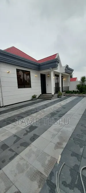 Furnished 5bdrm Villa in ወሰን, Yeka for sale