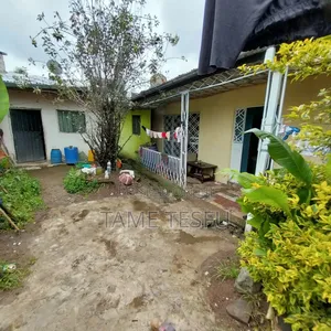 2bdrm House in Kotobe Kollejii, Yeka for sale
