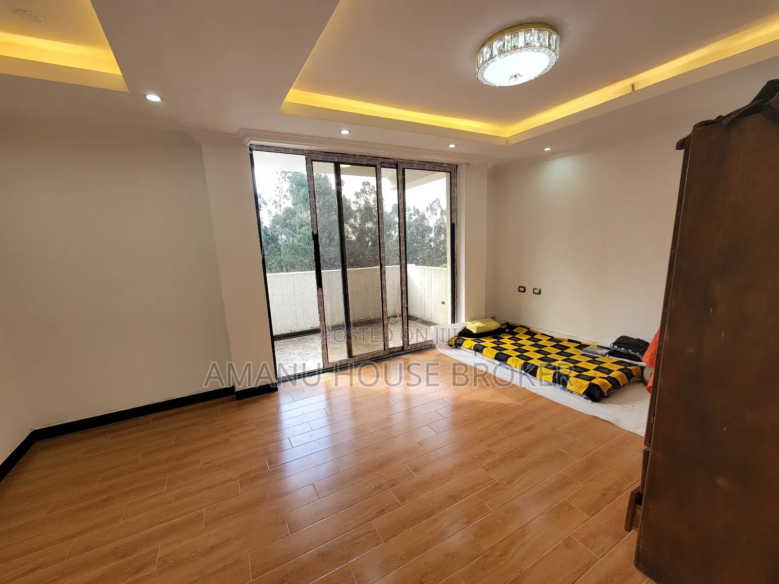 8bdrm House in Addis Abeba, Yeka for rent