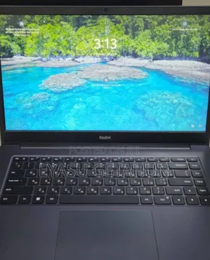 New Laptop Apple MacBook Pro 2015 8GB Intel Core I5 SSD 512GB