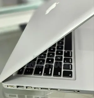New Laptop Apple MacBook Pro 2012 4GB Intel Core I5 HDD 500GB