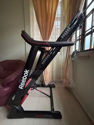 Reebok Jet 300 Treadmills በቤቶ ስፖርት ይስሩ ጤናዎን ይጠብቁአ.