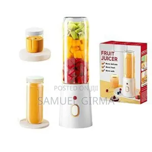 በቻርጅ የሚሰራ Mini Rechargeable Juicer With Extra Cup