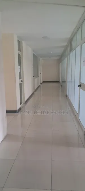 አስቸኳይ የሚከራይ በማይታመን ዋጋ ለቢሮና ለመድኃኒት ማስቀመጫ